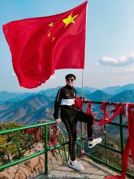 肩周炎的症状表现，出现这几种症状千万别大意！